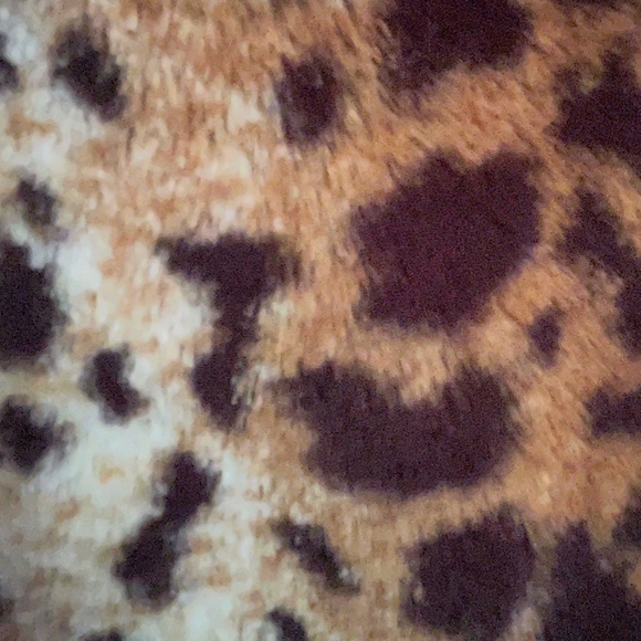 Leopard Print Faux Fur coat - Picture 7 of 7
